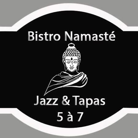 Auberge Et Bistro Namaste Lachute Экстерьер фото