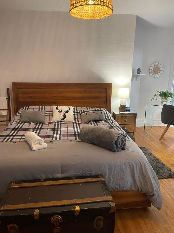 Auberge Et Bistro Namaste Lachute Экстерьер фото