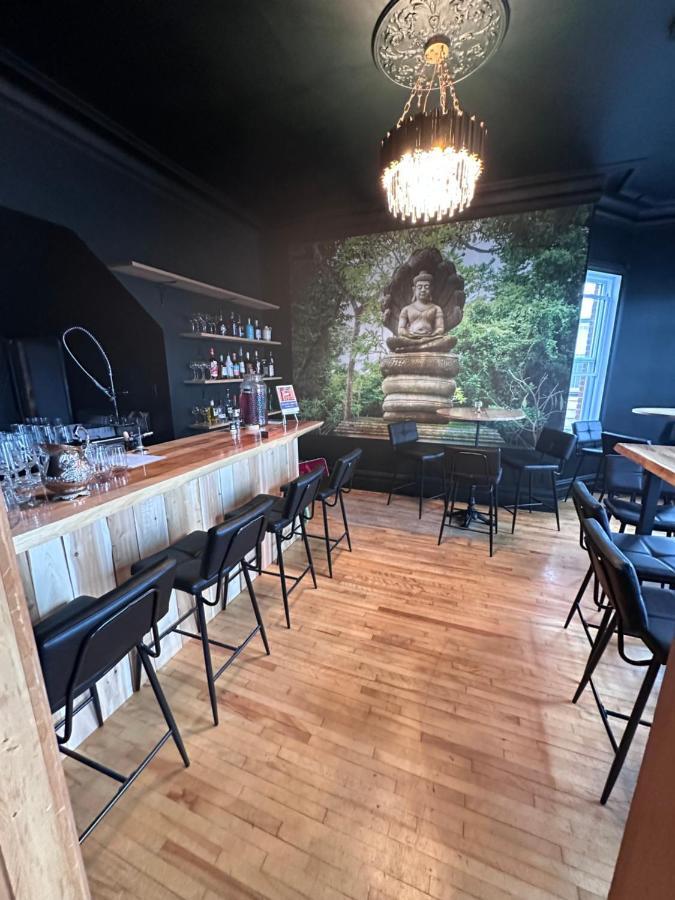 Auberge Et Bistro Namaste Lachute Экстерьер фото